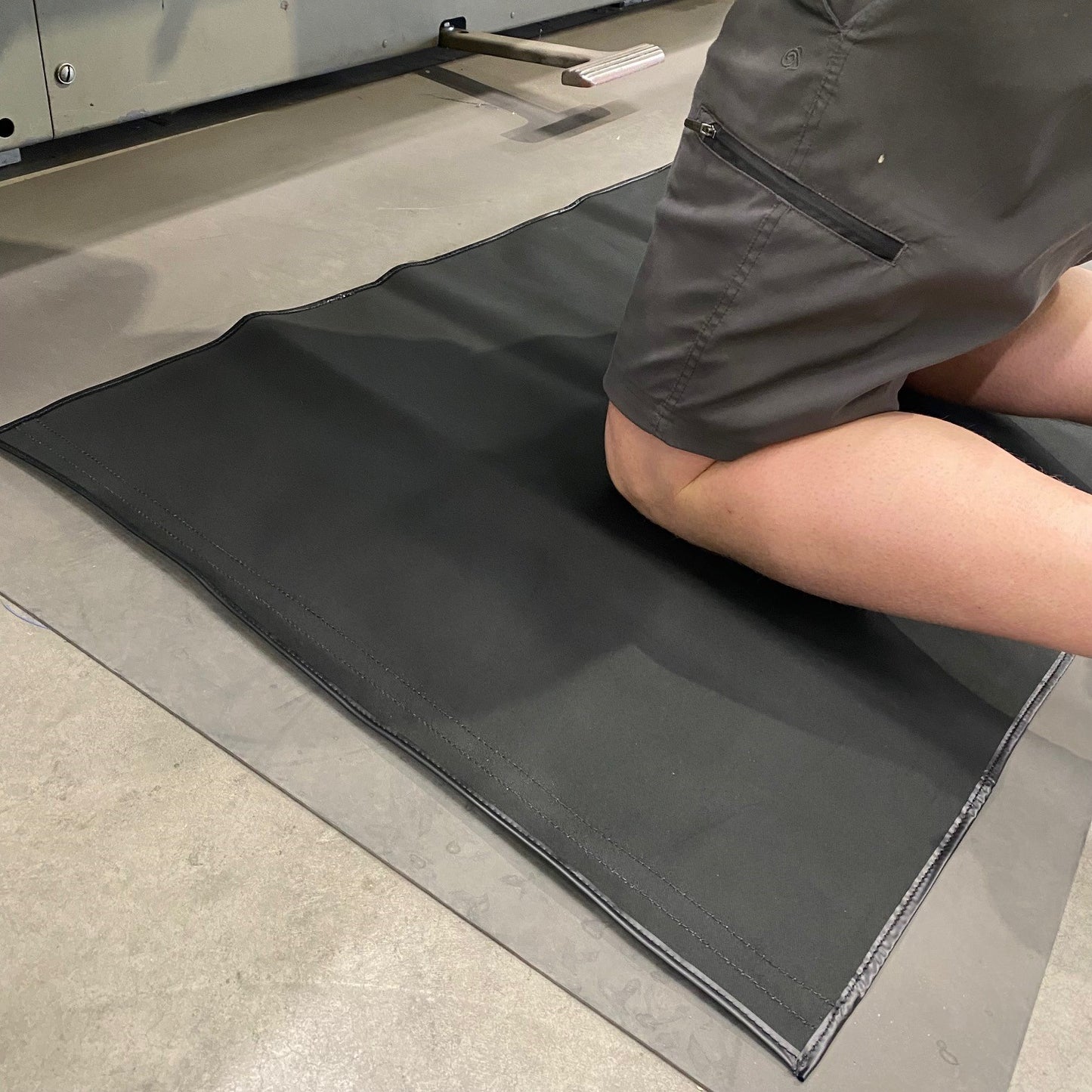 Engineers Surface Saving Work Mat